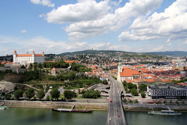 bratislavky hrad slovencina trnava
